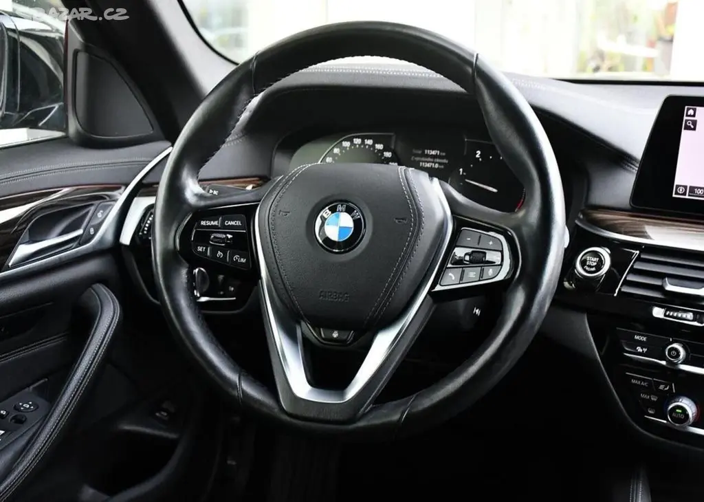 BMW Řada 5 530d LUXURY LINE ČR 1M 2xPNEU 210 kw - fotka 5