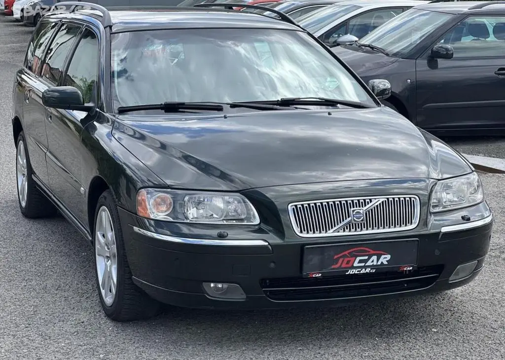 Volvo V70 2.4 D5 136kw KŮŽE TEMPOMAT ALU - fotka 3