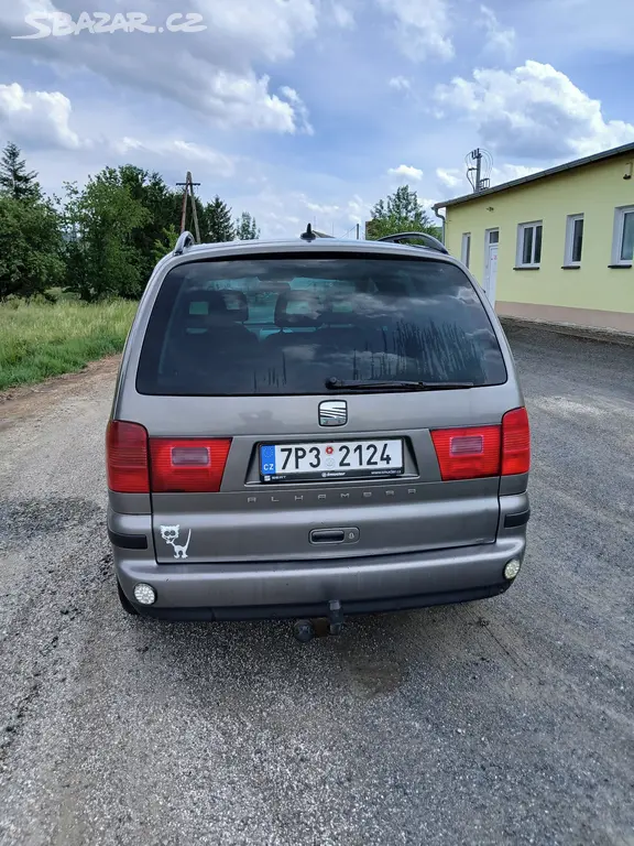 Seat Alhambra - fotka 2