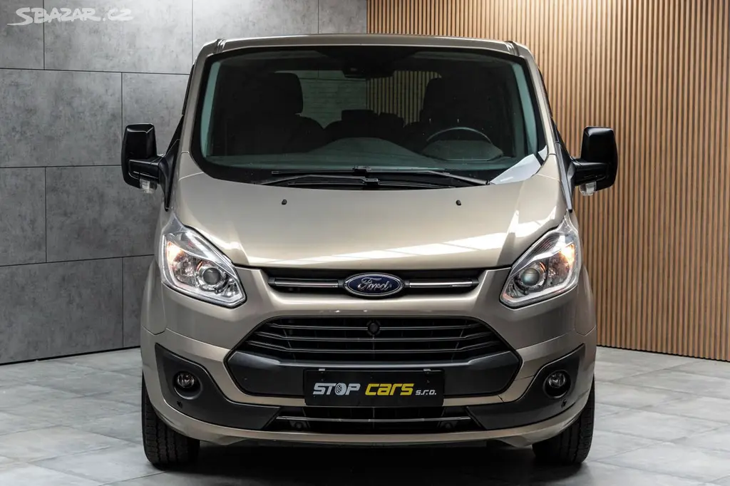 Ford Tourneo Custom, 2.0TDCi*8MÍST*VÝHŘEV* - fotka 2