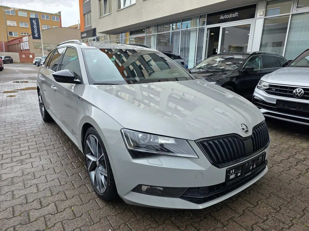 Škoda Superb 3 4x4 TDI 140kW DSG Sport. Tažné