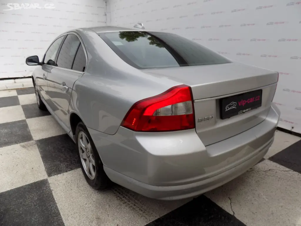 Volvo S80, 2.4d/Bi-xenon/NAVI/Kůže/ - fotka 3