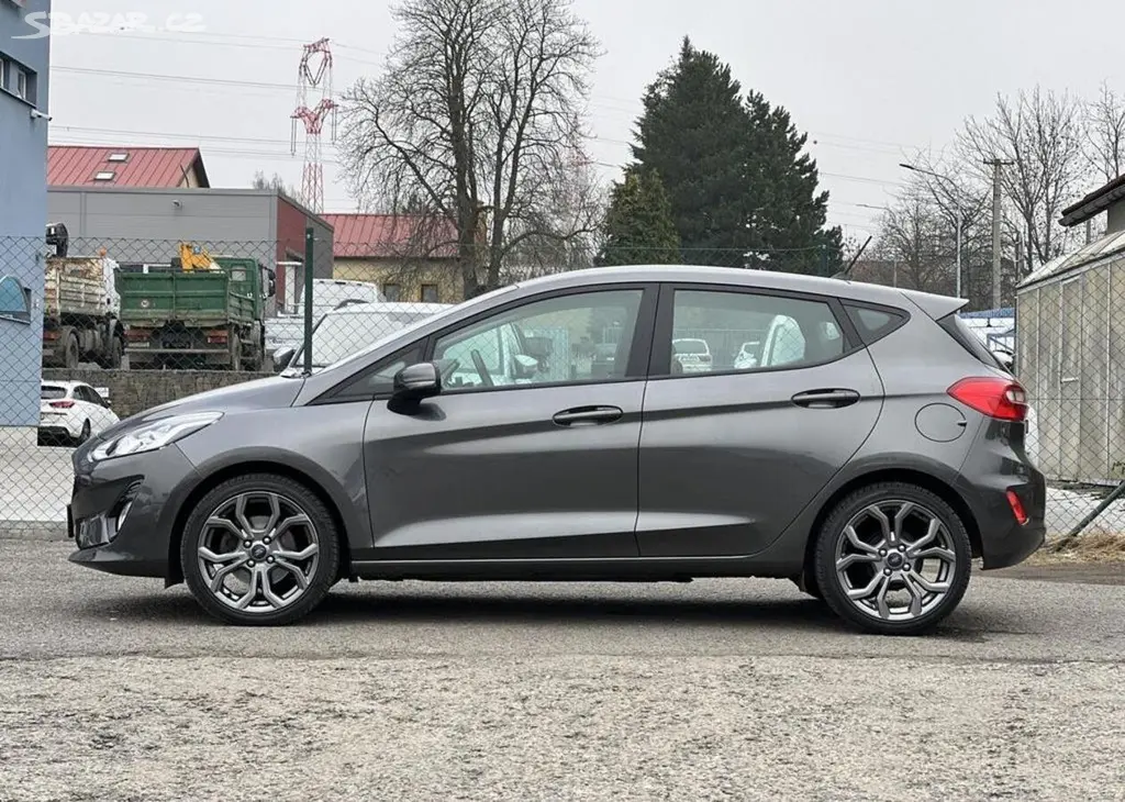 Ford Fiesta 1.0i KLIMA TEMPOMAT PŮVOD ČR manuální - fotka 4