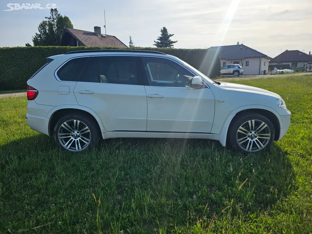 BMW X5 - fotka 4
