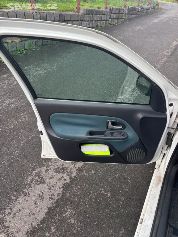 Renault Clio - fotka 5