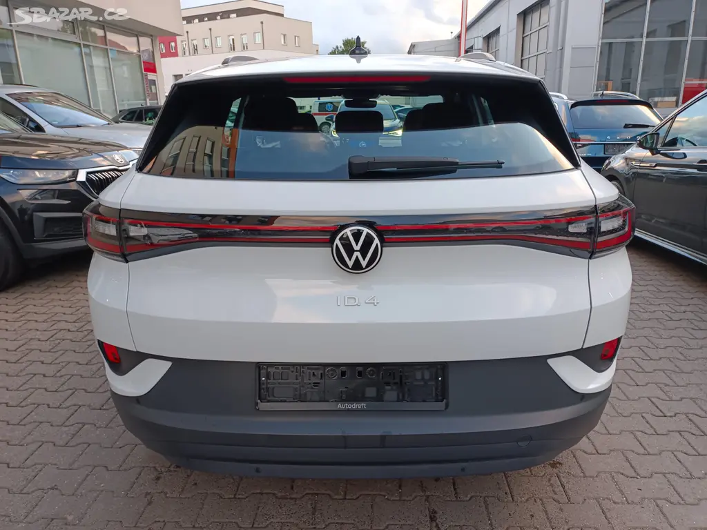 Volkswagen ID.4 Pro 150kW SOH 91,2% Full LED - fotka 6