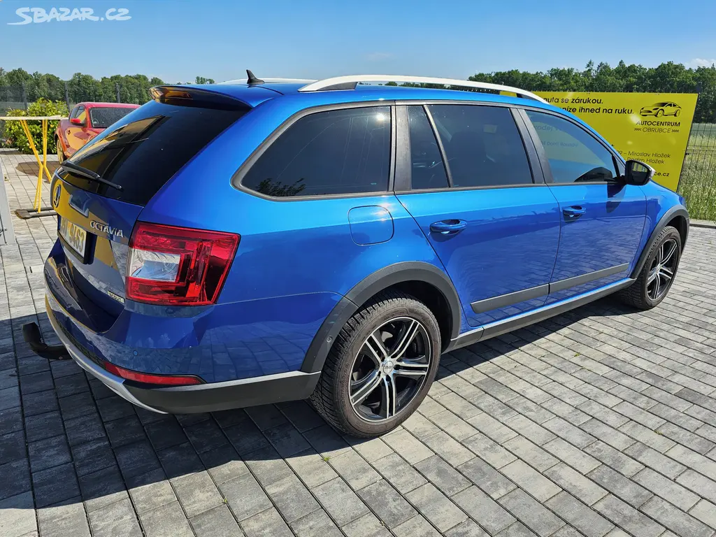 Škoda Octavia, Scout 2.0TDI 135kw,DSG,nez.top - fotka 5