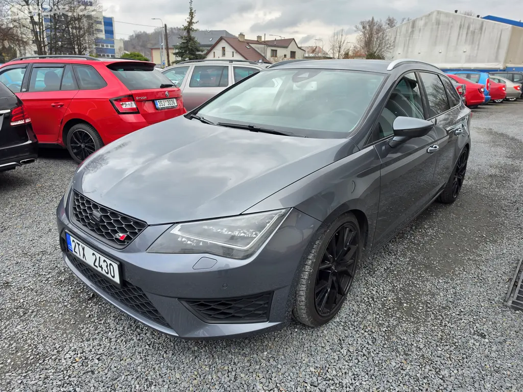 Seat Leon2.0 TDI FR Led - fotka 3