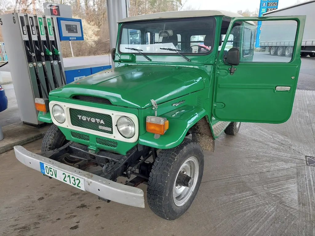 Toyota land cruiser bj42 - fotka 5