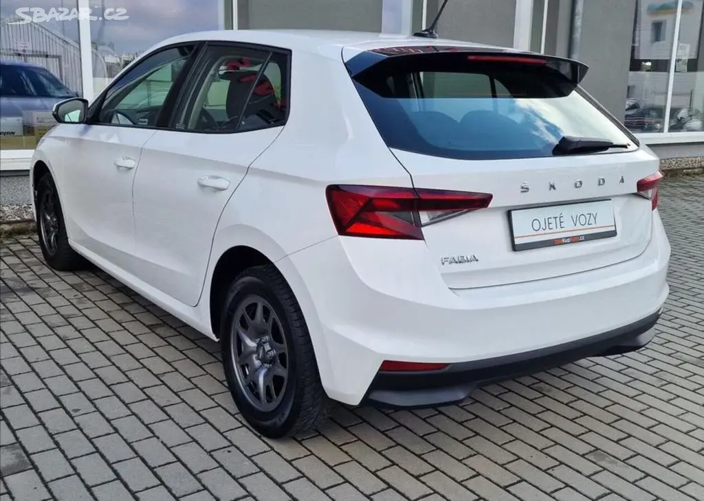 Škoda Fabia, 1.0TSI Ambition,ČR,1.Majitel - fotka 3