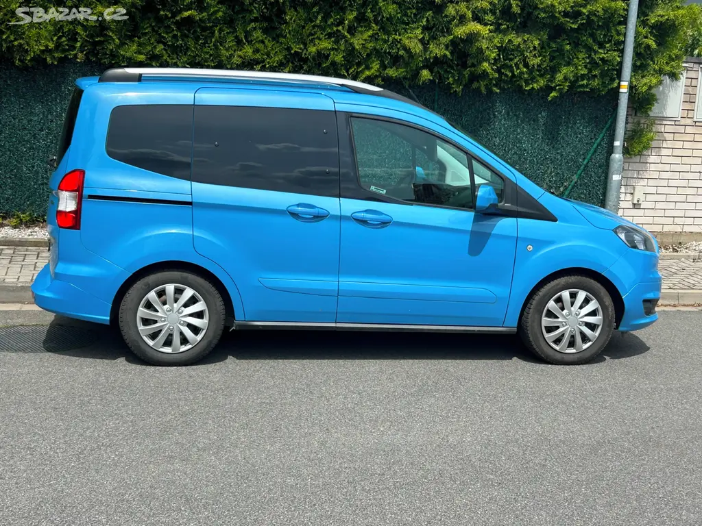 Ford Tourneo Courier 2/2018 ČR 2maj po servisu DPH - fotka 3