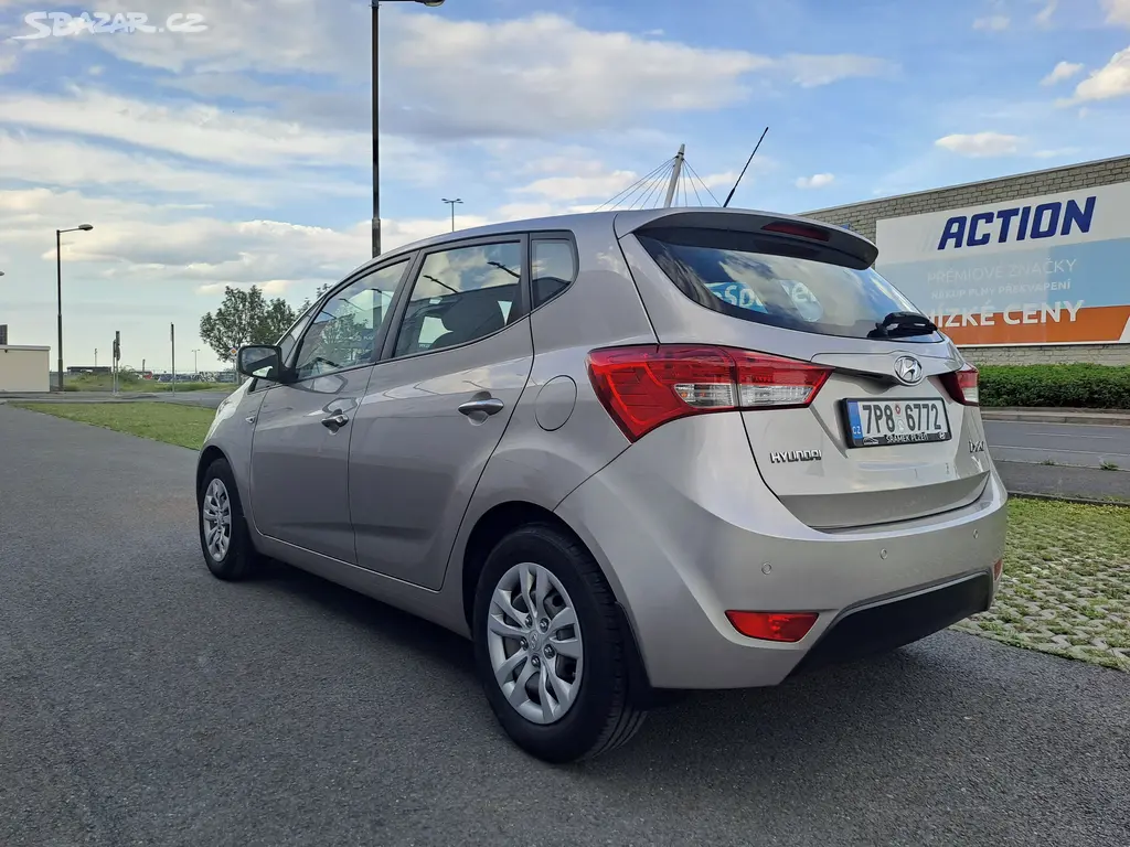 Hyundai ix20, 1.6CVVT 1.MAJ EXTRA PĚKNÉ+KOLA - fotka 5
