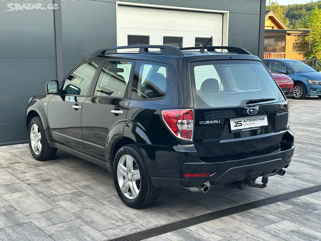 Subaru Forester 2.0i 150PS Comfort A/T 4x4 - fotka 6