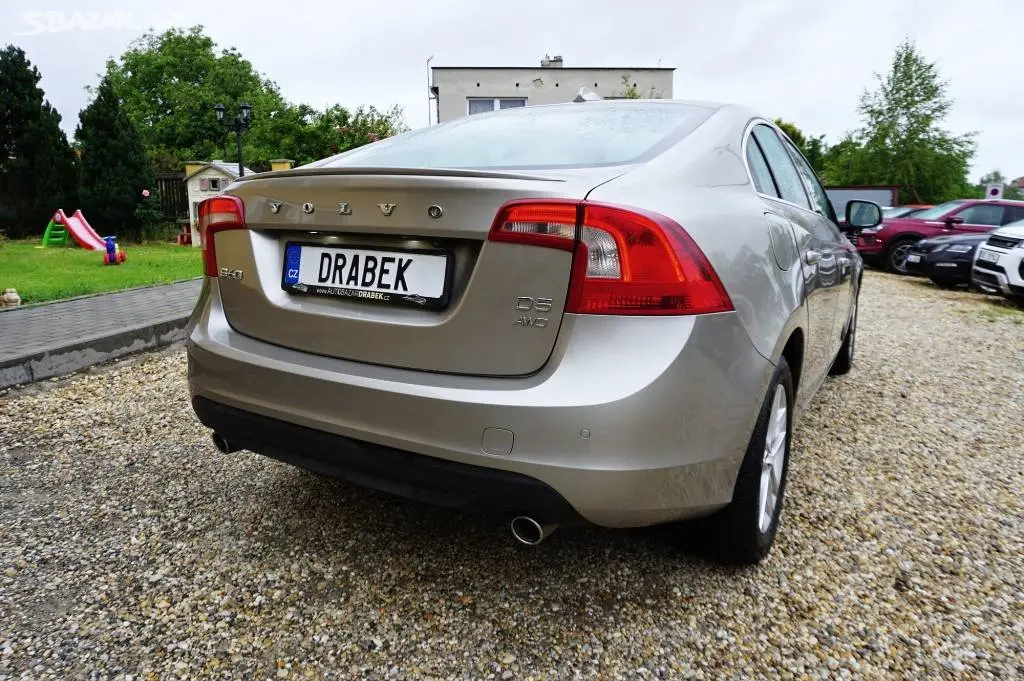 Volvo S60, SUMMUM D5 158 kW - fotka 6