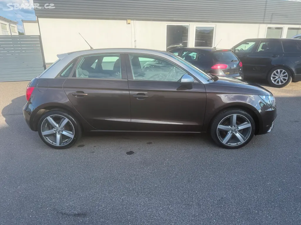 Audi A1 1.2 TSI 63 KW, 2012, DOVOZ, NOVÁ STK - fotka 5