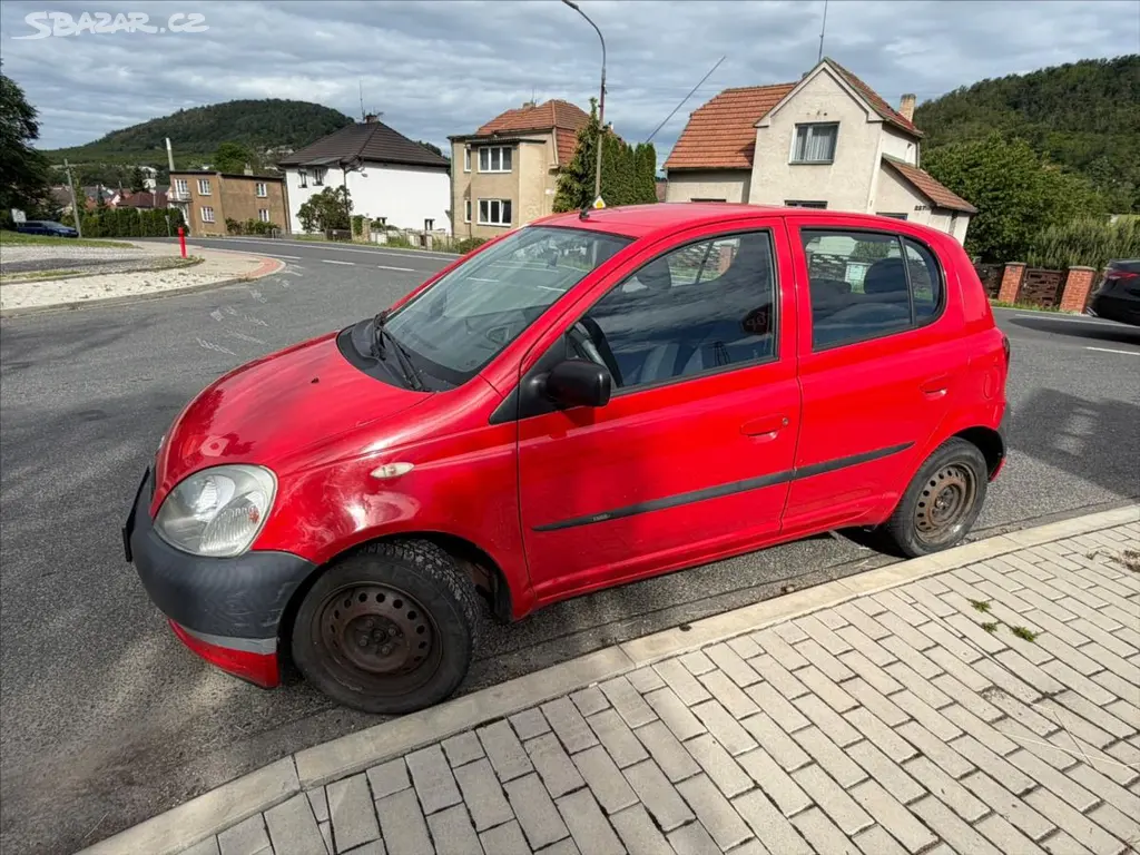 Toyota Yaris, 1,0 - fotka 4