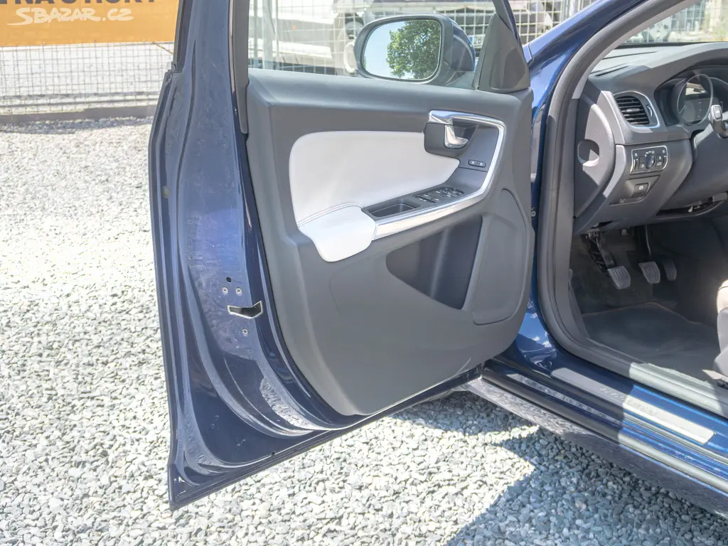 Volvo V60 2.0D 88KW OCEAN RACE!! - fotka 5