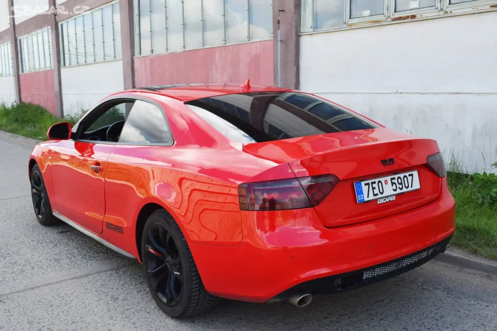 Audi A5 KUPÉ 3.0TDi S-LINE QUATTRO/08/ - fotka 2