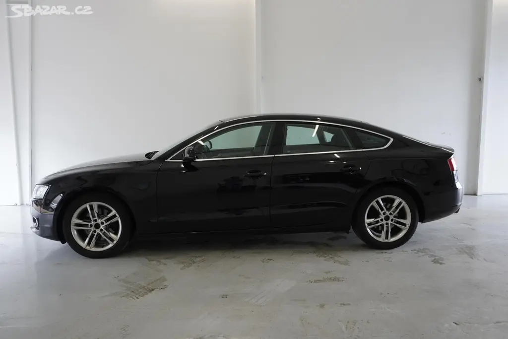 Audi A5, A5 2,0 TDI 170PS XENON - fotka 6
