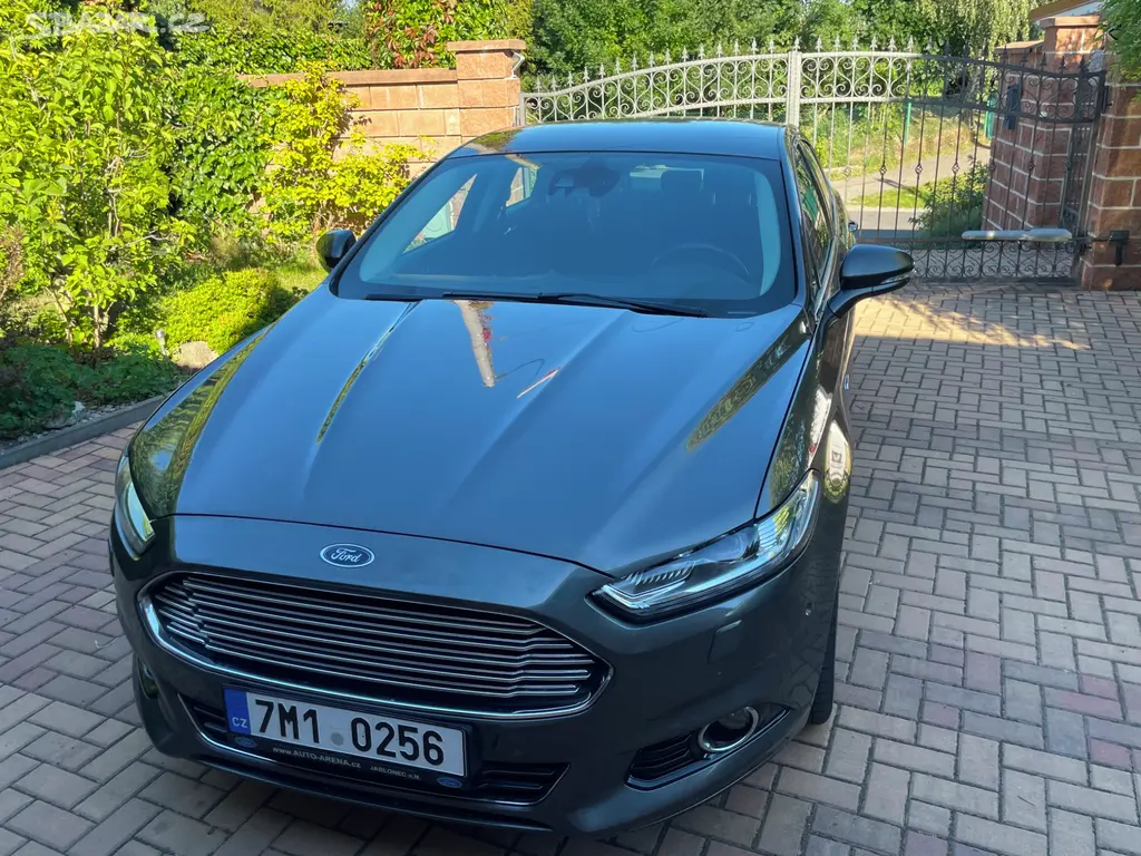 Ford Mondeo MK5 - fotka 6