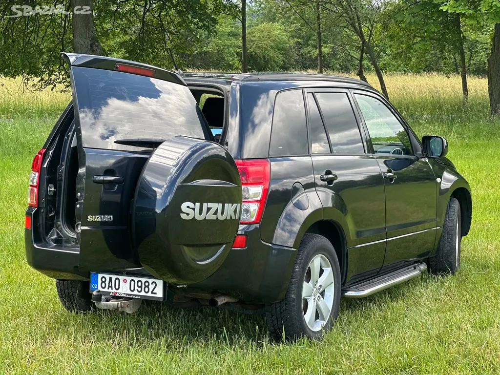 Suzuki Grand Vitara 2.0 / 103 KW - fotka 4