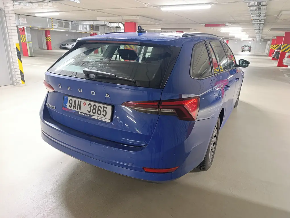 Škoda Octavia IV combi - fotka 5