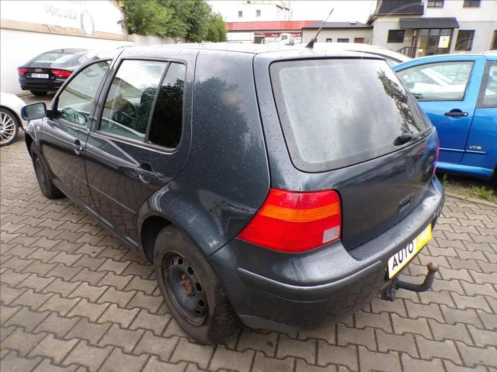 Volkswagen Golf 1,6 16V TAŽNÉ ZAŘÍZENÍ - fotka 3