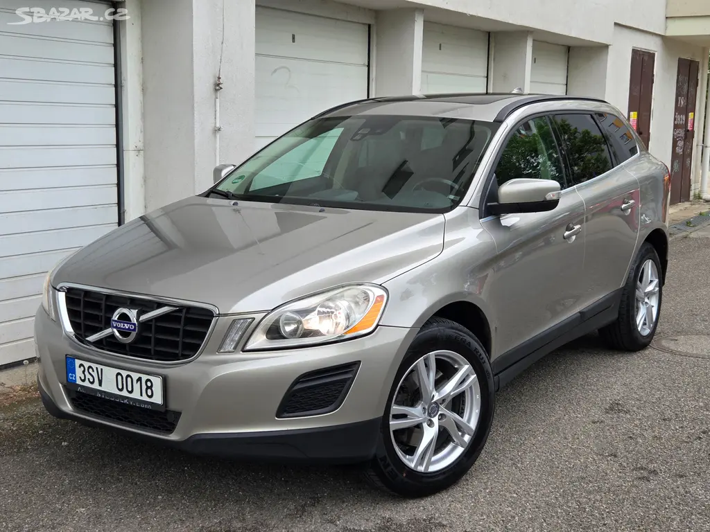 Volvo XC60, 2.0D 120Kw Manuál