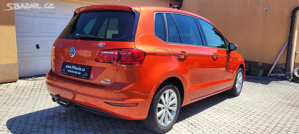 VW Golf Sportsvan 1,2TSi 81kW benzín "Lounge" - fotka 4