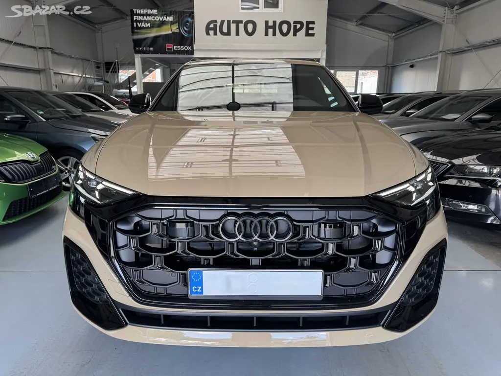 Audi Q8, 50 TDI Quattro S-line - fotka 2