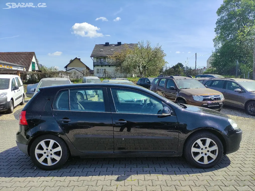 VOLKSWAGEN GOLF V 1.4i 16V 55KW ALU,KLIMA,8xAIRBAG - fotka 4