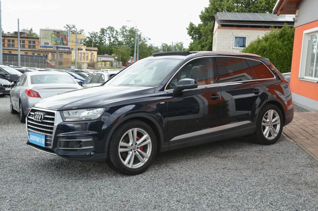 Audi Q7, 3.0 TDi Quattro S-LINE / ČR - fotka 3