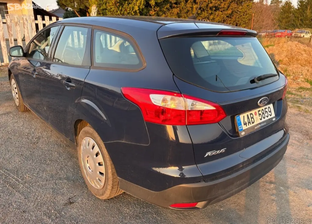 Ford focus kombi - fotka 4
