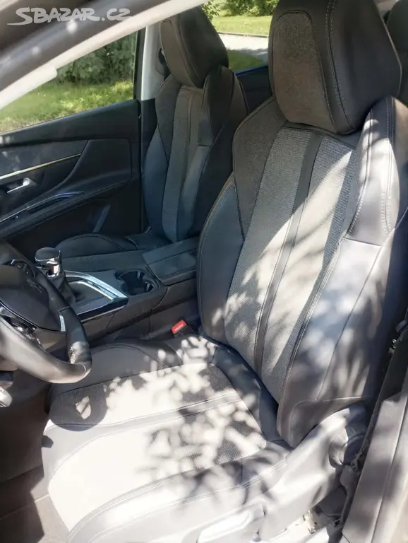 Peugeot 5008 1.2 Allure+NOVÉ ROZVODY+TAŽNÉ - fotka 5