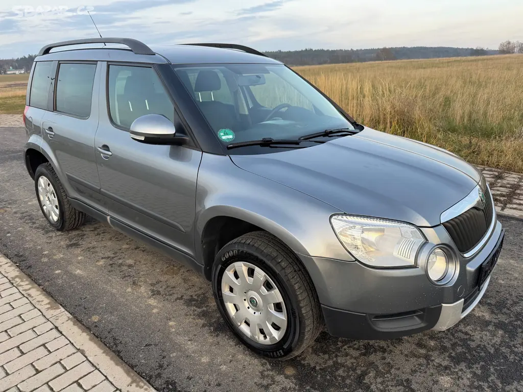 Škoda Yeti 1.2 TSI tažné couvací senzory - fotka 3