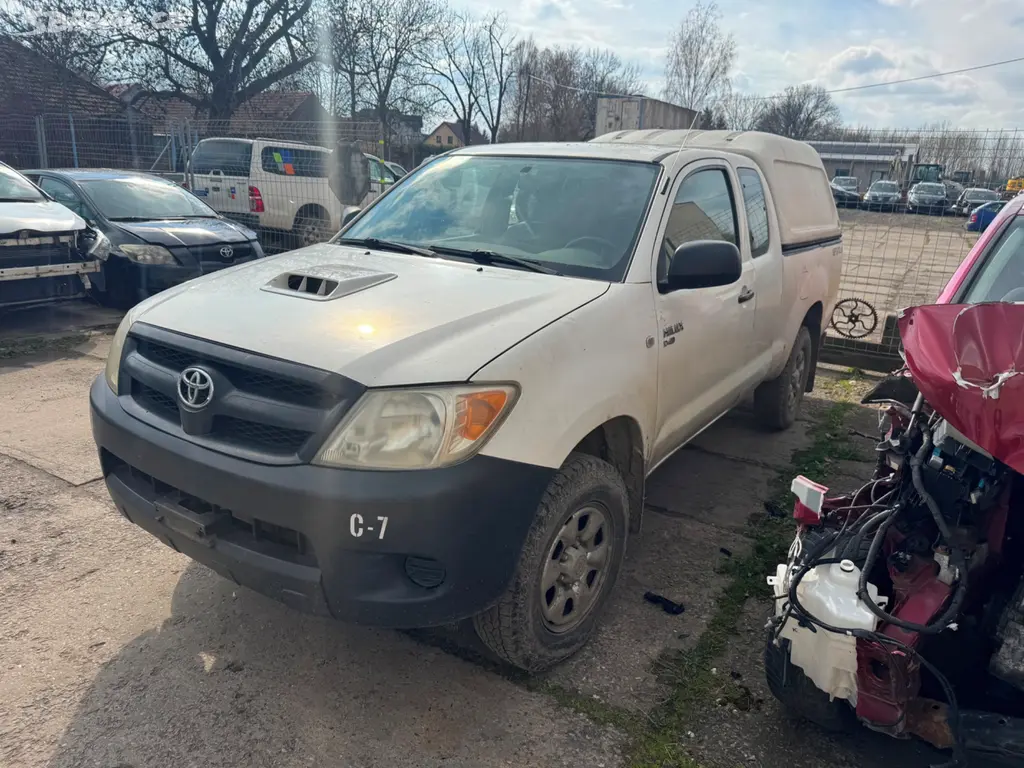 Toyota Hilux 2.5 88kw 2007 - fotka 3