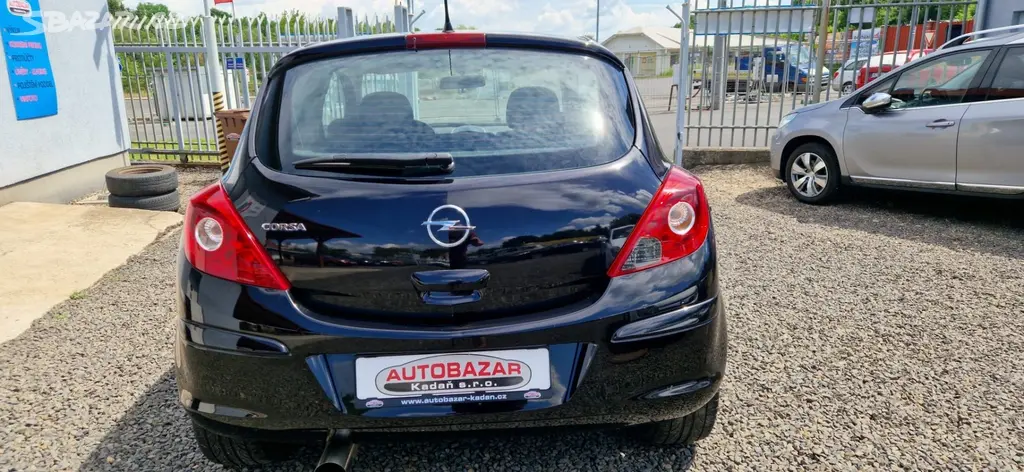 Opel Corsa, 1,2 AUTOMAT - fotka 4