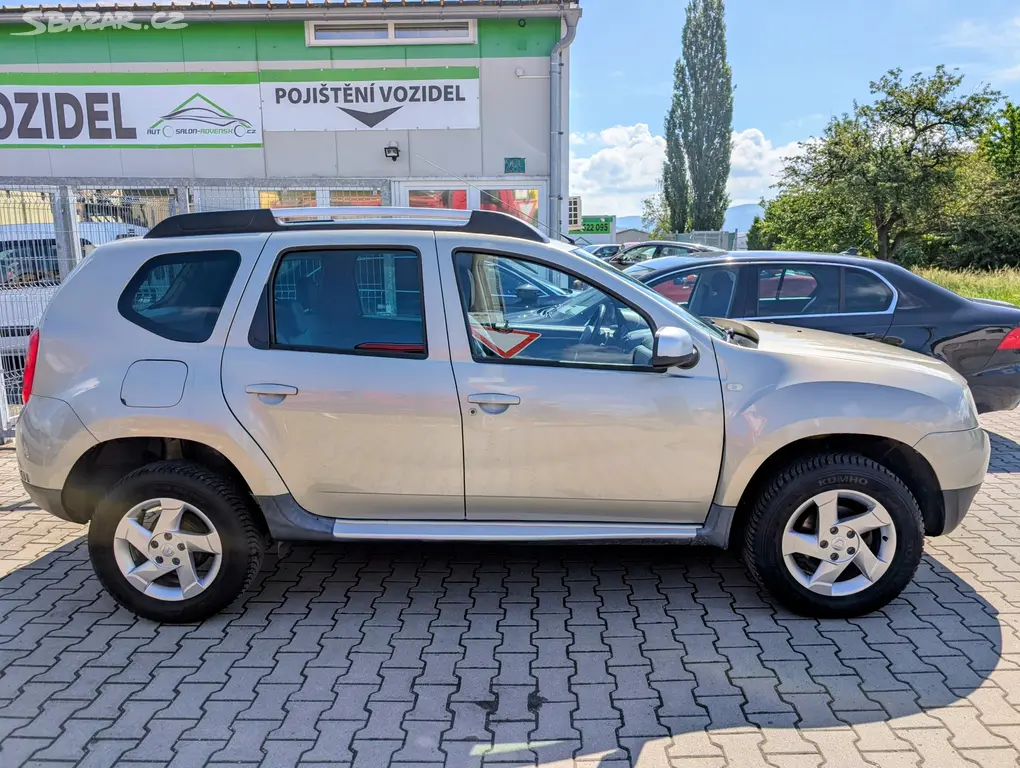 DACIA DUSTER 1.6i 77kW JEN 146TKM 1.MAJ. KLIMA - fotka 6