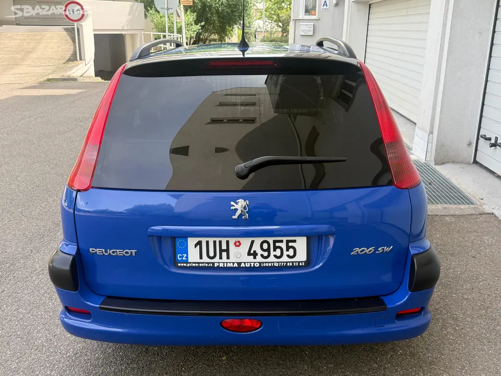 Peugeot 206, SW, 1.4i 65kw Nová STK 92t.km! - fotka 4