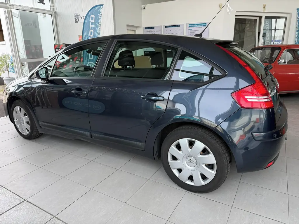 Citroën C4, 1.6 88 kW - fotka 4