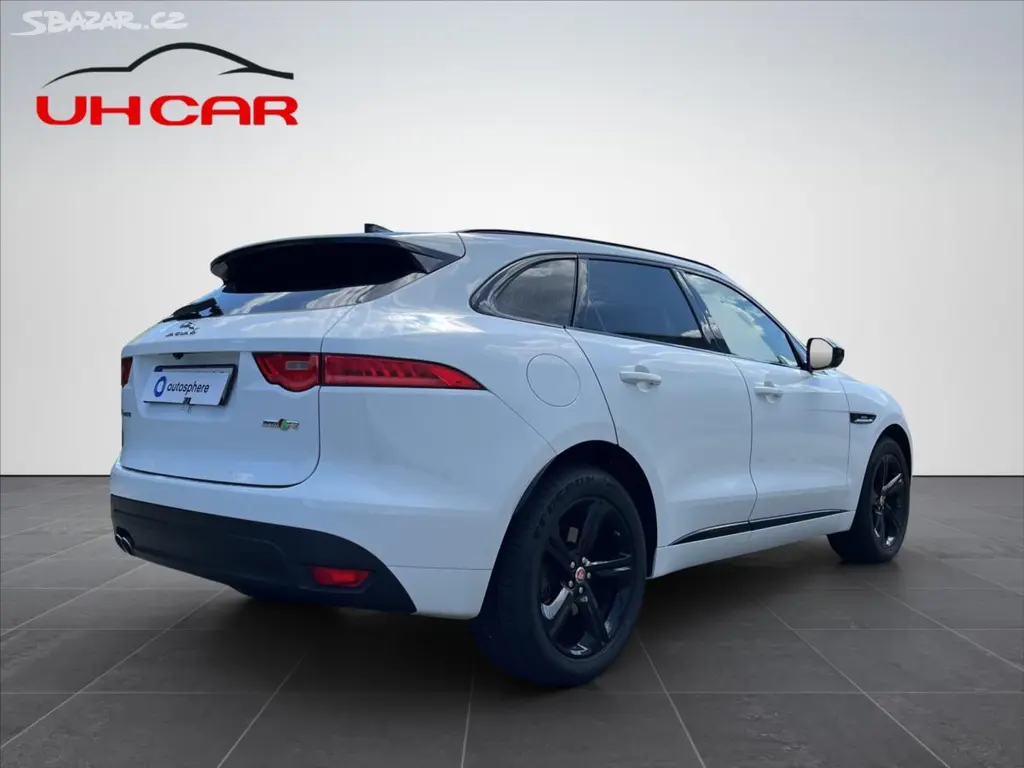 Jaguar F-Pace, 2,0 D 132kW R-SPORT 4x4 - fotka 5