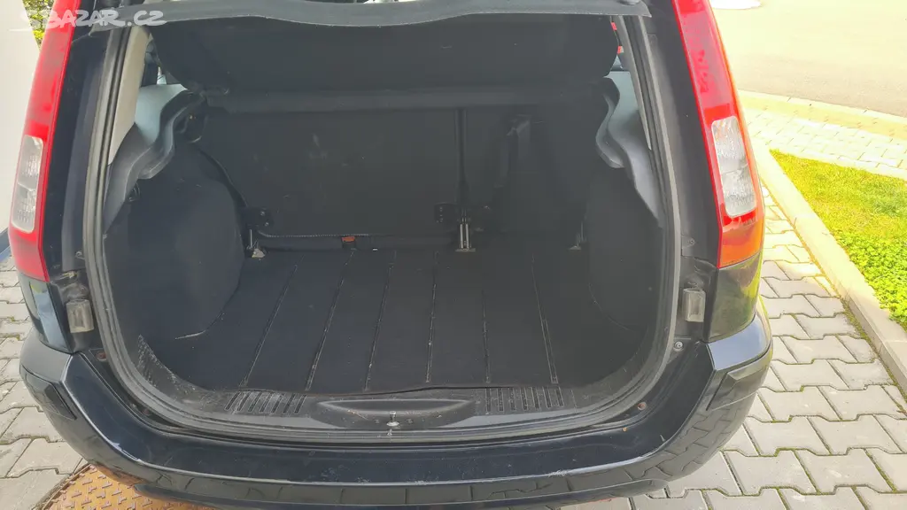 Ford Fusion 1,4i, RV12/2012 s autosedačkou Britax - fotka 3