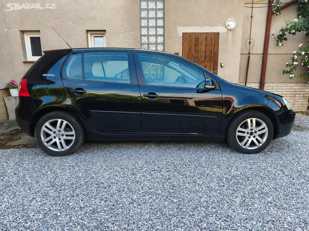 Volkswagen Golf V, 1.4 59 kW, 2006, BEZ KOROZE - fotka 2