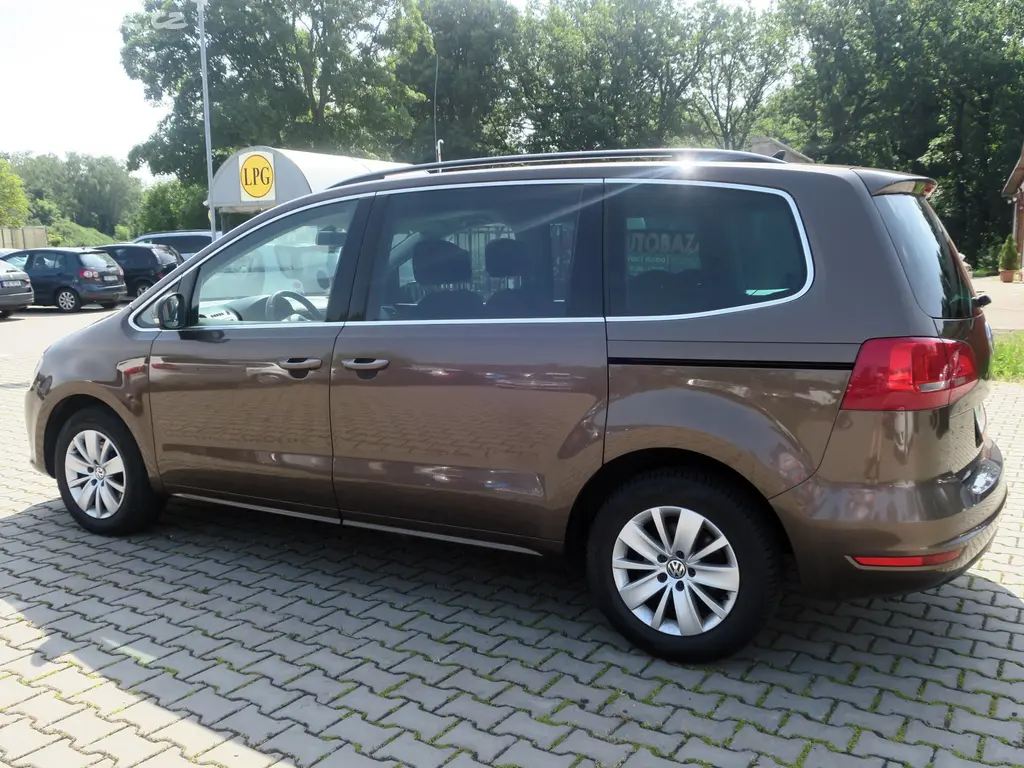 Volkswagen Sharan 1.4 TSi 110 kW 7-mist. - fotka 6