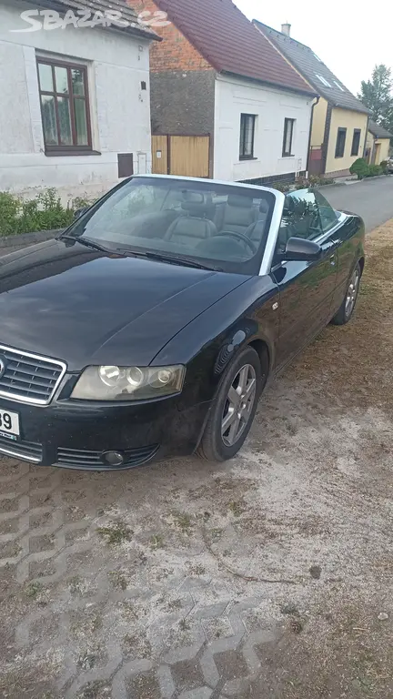 Audi a4 cabrio 2,5 tdi V6 - fotka 3