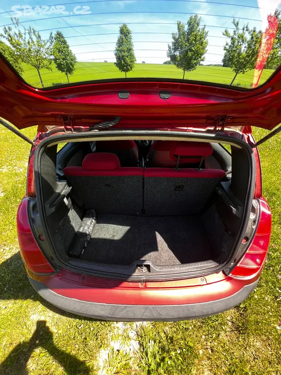 Lancia Ypsilon 1.3 JTD 51 kW 2004, STK 10/26 - fotka 5