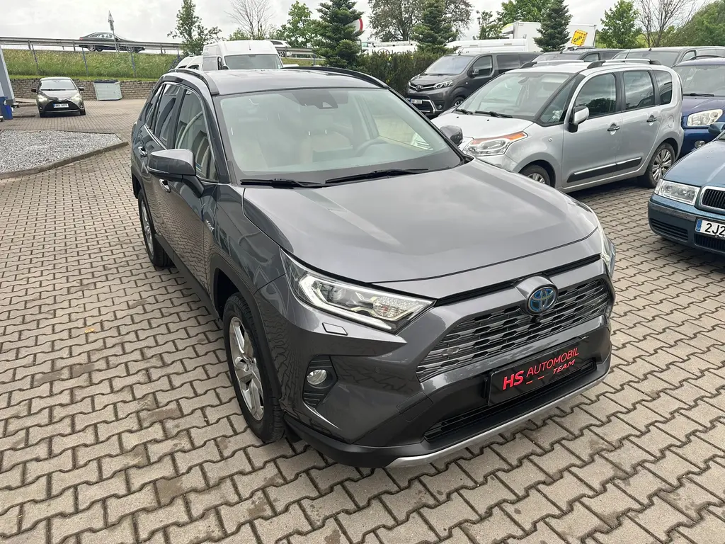 Toyota Rav4, 2,5 Hybrid 4x4 Executive 131kW - fotka 5