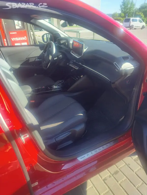 Peugeot e208 - fotka 6