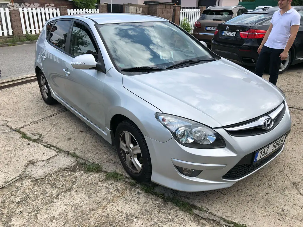 Hyundai i30 1.4 80kw - fotka 3