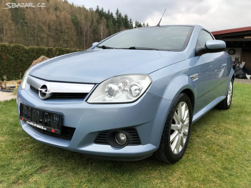 Opel Tigra Roadster 1.4 16V benzin,Alu,KlimaCabrio - fotka 6